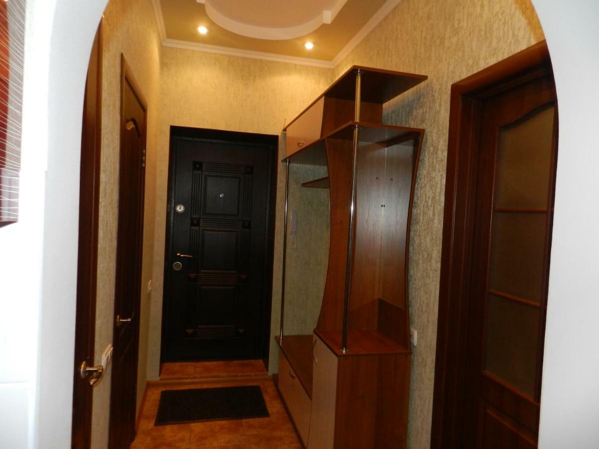 1-Room Luxury Apartment On Sobornyi Avenue 174-А, By Grandhome. Center Zaporizhia Esterno foto